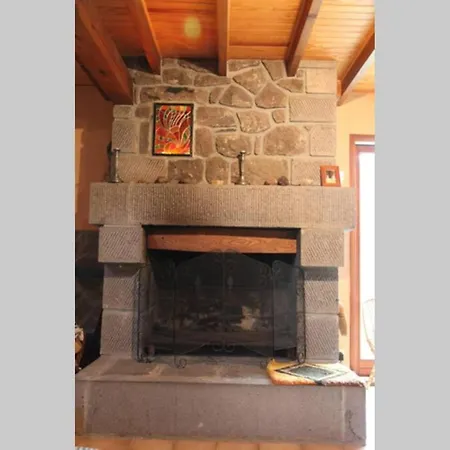 De Mo 펜션 Le Claux