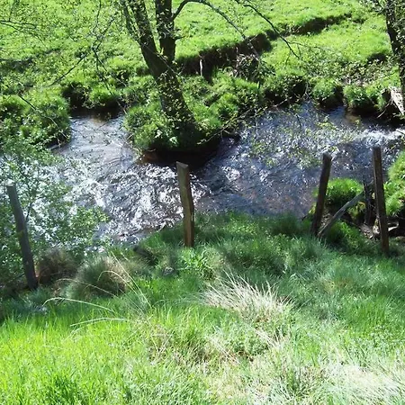 펜션 De Mo Le Claux