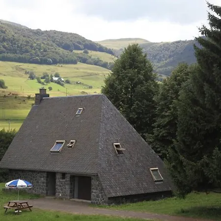 펜션 De Mo Le Claux